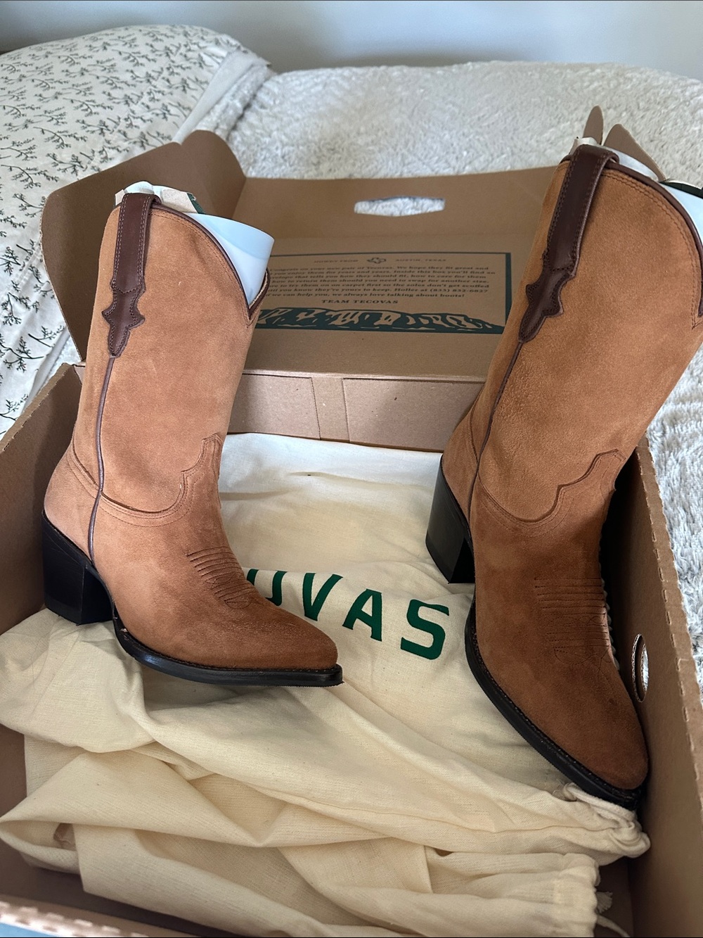 Tecovas Cassie tan suede cowboy boots 7.5 - Picture 2 of 8